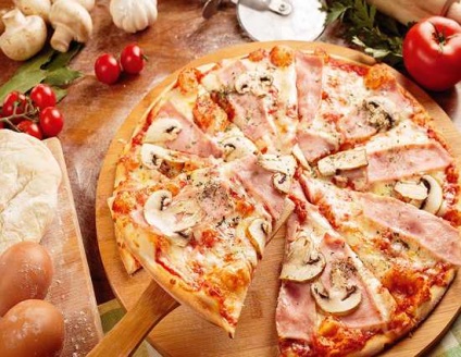 Változatok hús öntetek pizza