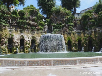 Villa d'Este (vilă d este) Roma italia, maktur