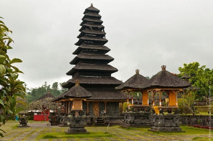 Templul Pura Besak - mama templelor, principalul altar al bali