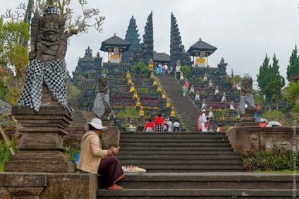 Templul Pura Besak - mama templelor, principalul altar al bali