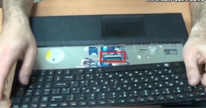 Înlocuirea tastaturii laptop lenovo b570