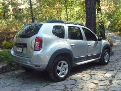 Protecție pentru protecția Renault Duster a cutiei de viteze, a rezervorului și a altor componente