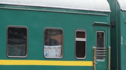 Журналіст країни спостерігав як провозять контрабанду в поїзді київ-москва