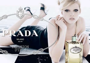 Életrajz csúcsmodell Lara Stone (Stone) Életrajz csúcsmodell Lara Stone