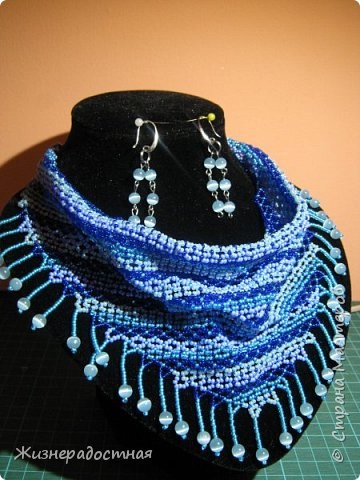 Beaded шалове, художници страни