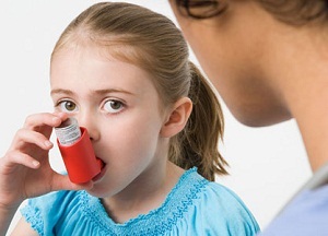 Asthma bronchiale gyermekek tünetek és a kezelés, elsősegély támadás