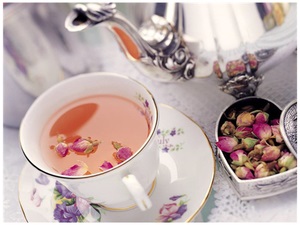 Ceai de la petale și muguri de ulei esențial de trandafiri - târg de maeștri - manual, manual