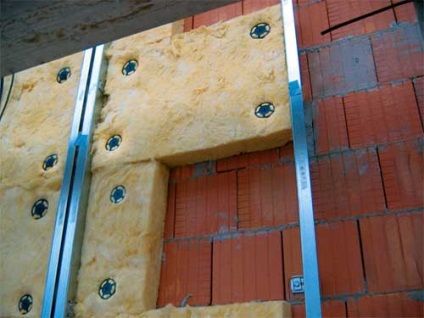 Decât să terminați un soclu din variantele casei de cărămidă de mobilier, de la o cărămidă sau de beton, materiale, proiecte cu
