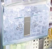 A figyelemre méltó hűtőgépek jégkészítő, érdekes, érdekes