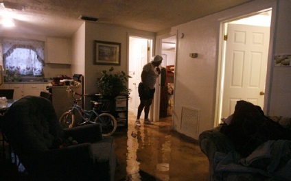 Dacă vecinii au fost inundați de dedesubt