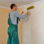 Etape de pregătire a oricărui perete pentru lipirea tapetului