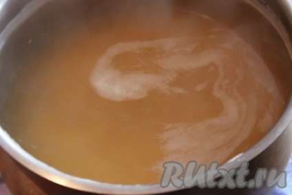Supă de mazăre cu șuncă - rețetă cu fotografie