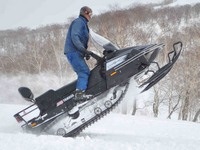 Grătare pentru un snowmobil - specificații tehnice ale modelelor populare, recomandări de instalare