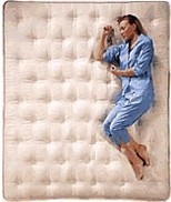 Arról, hogy hogyan válasszuk ki a bázis matracok - mi a legjobb vásárolni, és amit a gyártó -