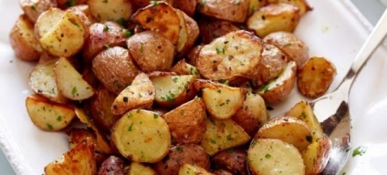 Cum să gătiți cartofi într-un stil de țară la domiciliu - cartofi într-un mod rustic - rețete