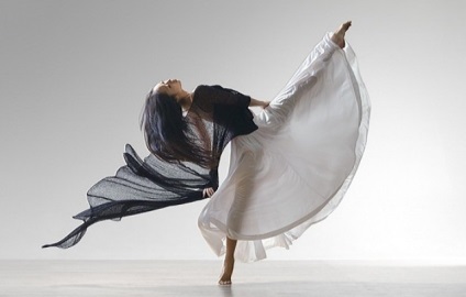 Frumusețea dansului în lucrările fotografice ale lui Lois Greenfield