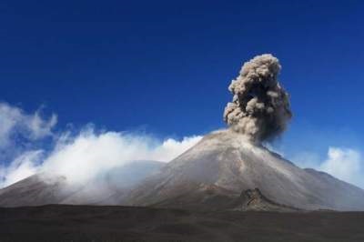 Cele mai bune locuri pentru cei care visează să vadă o erupție vulcanică