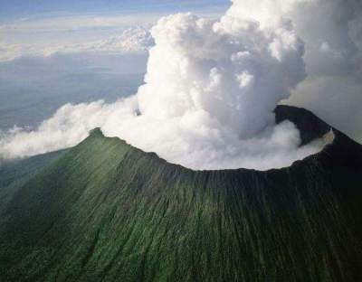 Cele mai bune locuri pentru cei care visează să vadă o erupție vulcanică