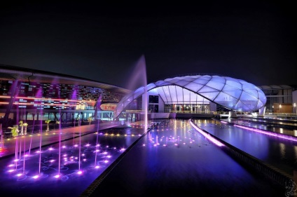 Cel mai bun parc de distracții din Abu Dhabi Ferrari Park (ferrari)