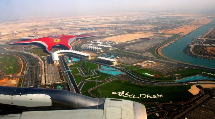 Cel mai bun parc de distracții din Abu Dhabi Ferrari Park (ferrari lume)