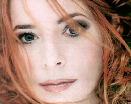 Mylene Farmer Életrajz és személyes élete (életrajz) Mylene Farmer Életrajz és a magánélet
