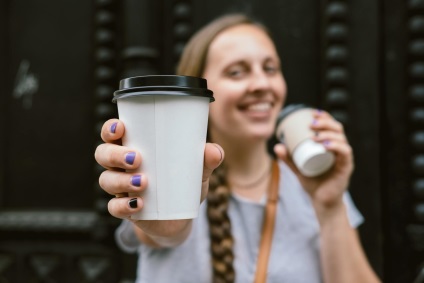 Pot bea cafea înainte de a alerga și după