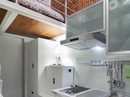 Unreal konyha kialakítása a mikro-lakás 7 m2!