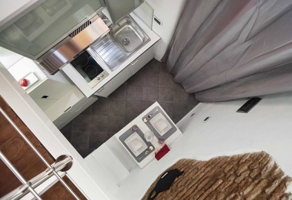 Design ireal de bucătărie într-un micro-apartament de 7 m2!