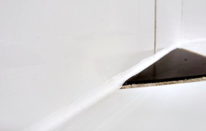 Actualizăm cusăturile de silicon în baia de baie și experiența proprie - cu propriile mâini