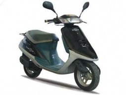 Scooter revizuire honda tact af 24