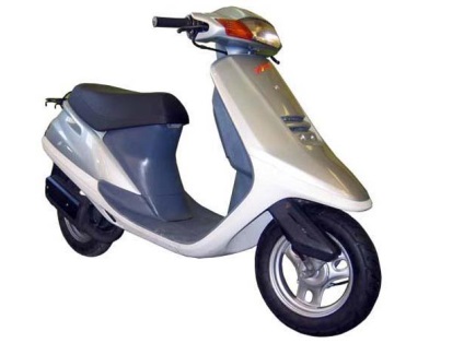 Scooter revizuire honda tact af 24