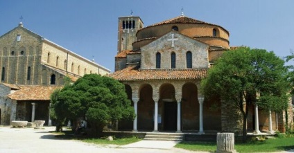 A sziget a velencei lagúna Burano és Torcello (bórax) A sziget a velencei lagúna Burano és Torcello