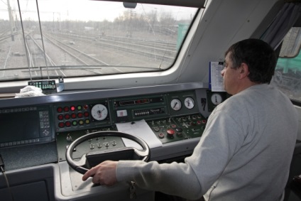 Fennakadást a vonatok - jogsértő az utasok jogait, Channel 360