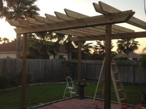 Pergola kezüket (kéz) Pergola kezük