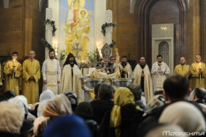 De ce armenii au sărbătorit deja Crăciunul și botezul