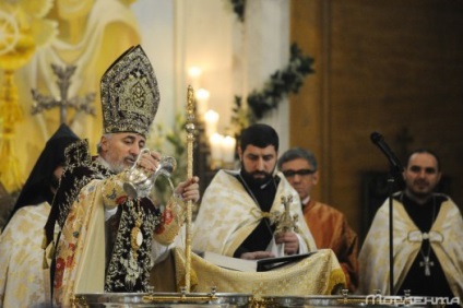 De ce armenii au sărbătorit deja Crăciunul și botezul