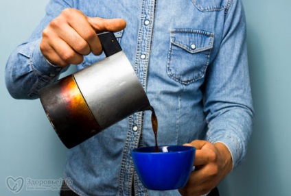 Până când beau cafea, nu sunt un bărbat