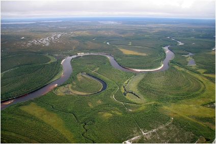 În Siberia - structura tectonică a Câmpiei Siberiei de Vest