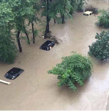 Primorye inundat de ploi - fotografii ale martorilor oculari din scenă, hubinfo