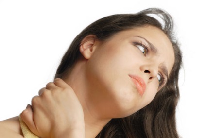Umflarea zonei gâtului peste cauzele claviculei, tratamentul