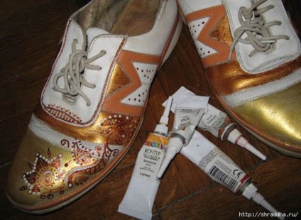 Pantofi de pictură cu vopsele acrilice, dragi domiciliu - idei realizate manual de lucru și design