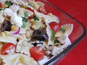 Salata greceasca cu brynza - delicioasa reteta pas cu pas cu fotografie