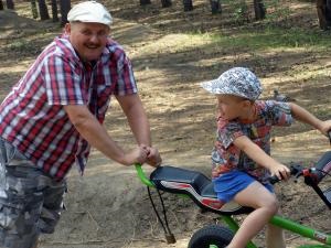 Fericit, deoarece împreună, puterea muncii (Leonidovna Alexander Viktorovich) Fericit, pentru că împreună, puterea muncii