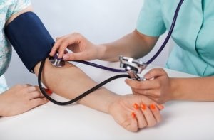 Sindromul hipertrofiei ovariene, cauzele de dezvoltare, diagnosticul și tratamentul