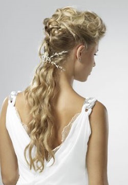 Esküvői frizura a görög stílusban