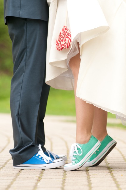 Pantofi de nunta 2015 - Revizuirea decorului bujorului