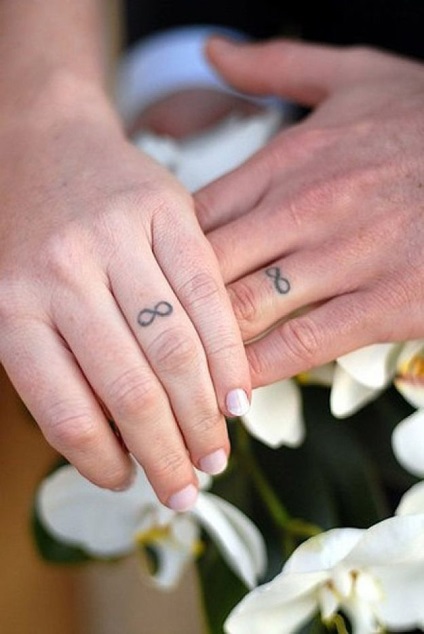 Tetoválás helyett jegygyűrű, frissebb - a legjobb a nap, amit valaha is szüksége van!