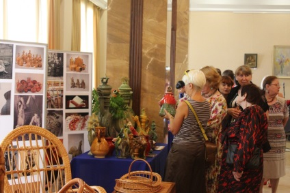 În societatea filarmonică regională expoziția-târg al autorilor Ryazan 