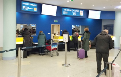 Taxa de returnare gratuită la aeroportul din Praga, formarea și viața în Republica Cehă
