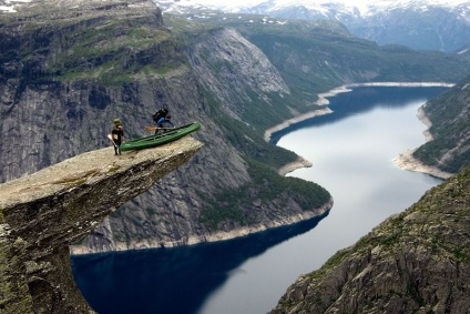 Troll limba (trolltung rock), Norvegia - portal turistic - lumea este frumoasa!